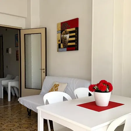 Marcelli, Bilocale Fronte Mare Con Ampio Terrazzo Vista Mare - M146 * Marcelli